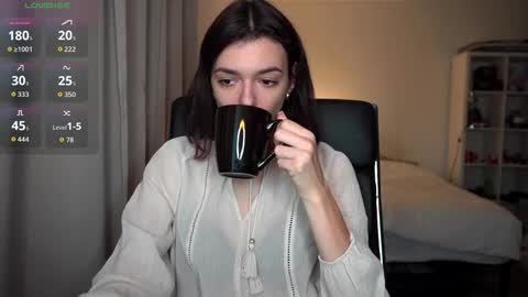 Olivia online show from November 11, 11:46 pm