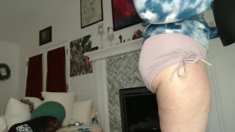 Snapshot of 11willowandjohn11 chatting on March 6, 10:52 am Aurora Willows online show from March 6, 10:52 am