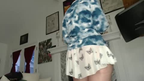 Snapshot of 11willowandjohn11 chatting on February 14, 1:18 pm Aurora Willows online show from February 14, 1:18 pm