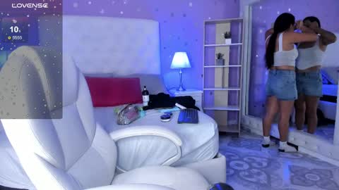 Snapshot of 15_scarlette chatting on September 17, 3:15 am Scarlette online show from September 17, 3:15 am