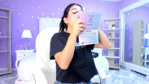 Snapshot of 15_scarlette chatting on September 18, 3:38 am Scarlette online show from September 18, 3:38 am