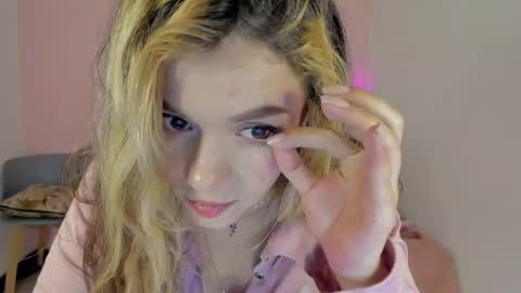 18candy online show from March 6, 11:44 pm