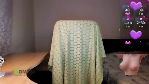 Tiffany online show from October 15, 9:50 pm