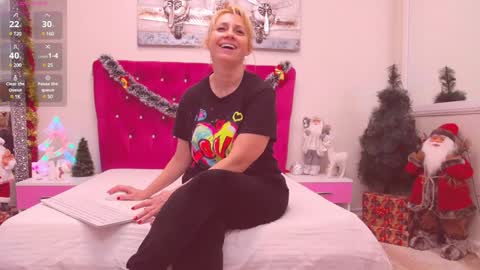 AMANDA online show from December 23, 5:17 am