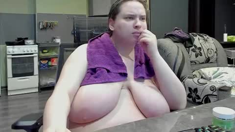 Snapshot of 1lindsey1 chatting on March 1, 4:44 pm 1LINDSEY1 online show from March 1, 4:44 pm