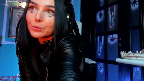 Moona  online show from January 7, 3:44 pm