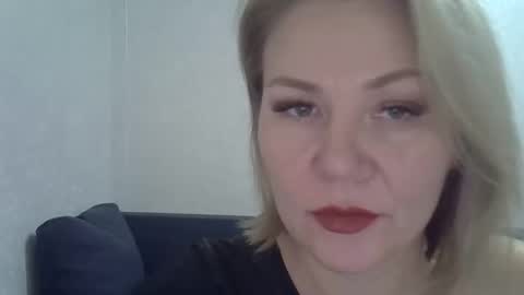 Snapshot of 3susie chatting on October 14, 9:01 am 3susie online show from October 14, 9:01 am