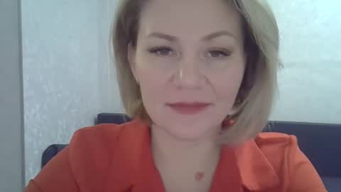 Snapshot of 3susie chatting on October 16, 10:18 am 3susie online show from October 16, 10:18 am