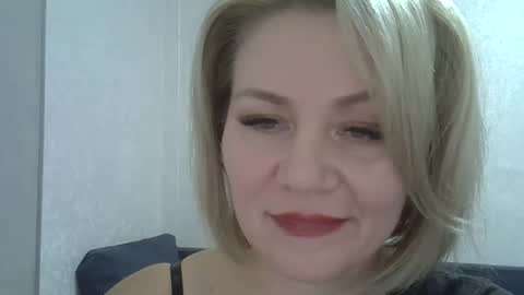 Snapshot of 3susie chatting on October 23, 9:59 am 3susie online show from October 23, 9:59 am