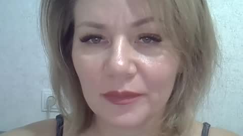 Snapshot of 3susie chatting on October 4, 9:04 am 3susie online show from October 4, 9:04 am