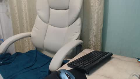 Snapshot of 3sweetcandy3 chatting on October 10, 10:58 pm 3sweetcandy3 online show from October 10, 10:58 pm