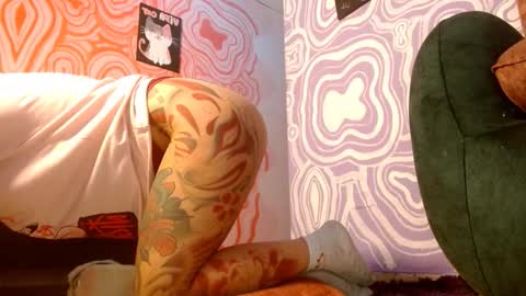 Snapshot of 420viol3ta_ chatting on October 2, 2:49 am Violeta online show from October 2, 2:49 am