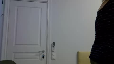 5anna online show from September 30, 9:48 am