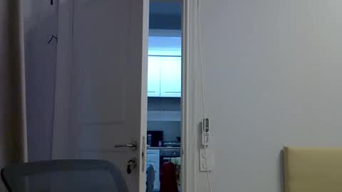 5anna online show from September 16, 2:25 pm