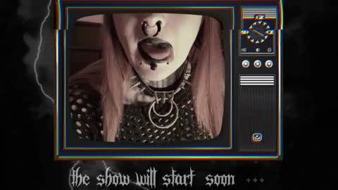 Snapshot of 666deathgasm chatting on January 18, 7:04 pm Juune online show from January 18, 7:04 pm
