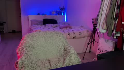    online show from January 18, 4:31 pm