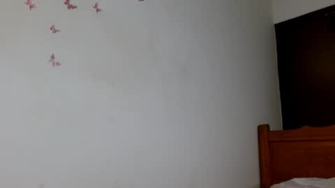 Snapshot of 69smallstar chatting on November 1, 12:42 pm star online show from November 1, 12:42 pm