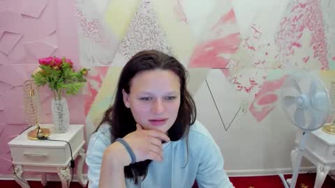 7kristen online show from September 25, 7:40 am