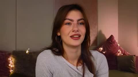 Willow online show from November 23, 9:49 pm