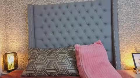  Abby  online show from February 7, 10:02 pm