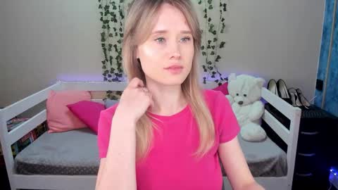 adel online show from October 19, 6:32 pm