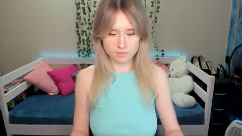 adel online show from October 8, 7:07 pm