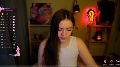 Snapshot of _aein_emy_ chatting on March 4, 12:50 am Emy and Alice online show from March 4, 12:50 am