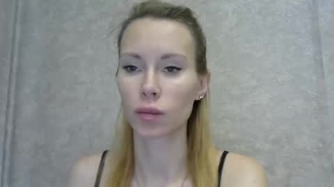 _alex1819 online show from December 16, 6:41 am