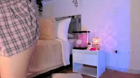 Snapshot of _alissonrose chatting on September 22, 9:57 pm Karo online show from September 22, 9:57 pm