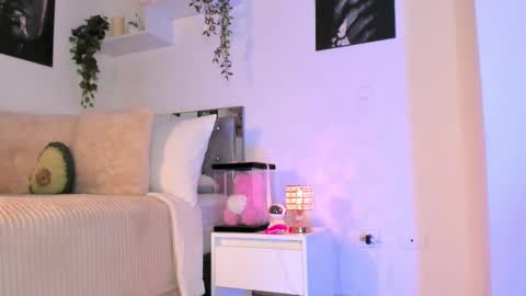 Snapshot of _alissonrose chatting on September 18, 9:57 pm Karo online show from September 18, 9:57 pm