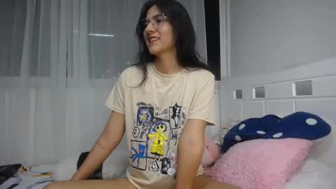 Snapshot of _amywhite chatting on January 8, 2:14 am _amywhite online show from January 8, 2:14 am