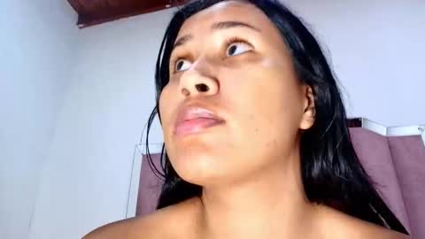 Snapshot of _aniisha_ chatting on October 12, 7:16 pm Any online show from October 12, 7:16 pm