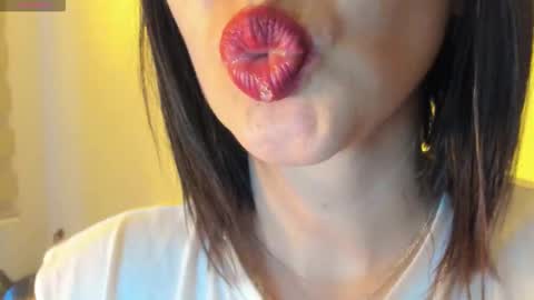 antonia online show from October 26, 10:33 am