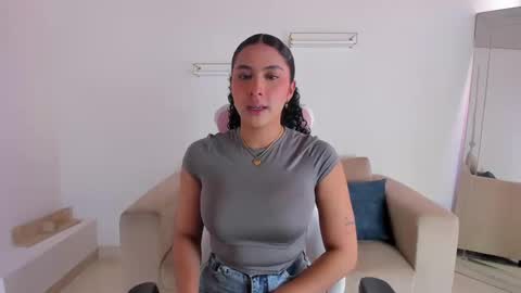    online show from September 22, 1:31 pm