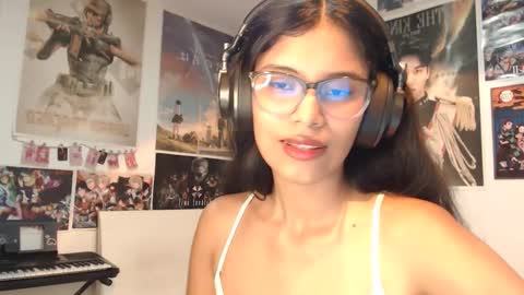 Snapshot of _ariana03_ chatting on February 25, 3:31 pm Ariana online show from February 25, 3:31 pm