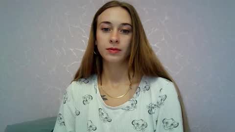 Snapshot of _aurora_sweet chatting on October 7, 1:04 pm _aurora_sweet online show from October 7, 1:04 pm