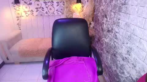 Snapshot of _barbaragomez chatting on October 20, 7:50 pm barbara online show from October 20, 7:50 pm