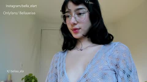 Snapshot of _bellaela chatting on December 17, 10:32 pm Ella online show from December 17, 10:32 pm