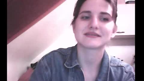 _biscotti_ online show from September 9, 6:51 pm