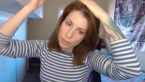 Laura online show from January 19, 12:12 pm