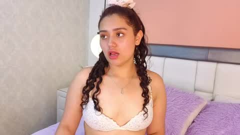    Brenda online show from September 18, 7:23 pm