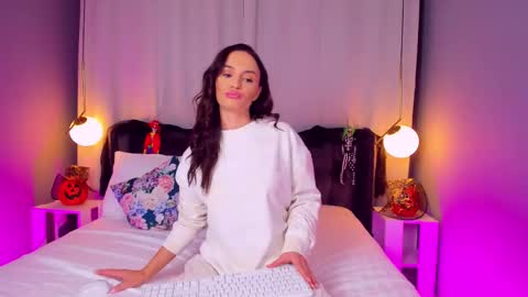 Snapshot of _carlawhite_ chatting on November 2, 5:11 am _carlawhite_ online show from November 2, 5:11 am