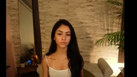 Coraline online show from December 3, 12:51 pm