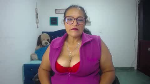 _cristal09 online show from September 13, 12:02 pm