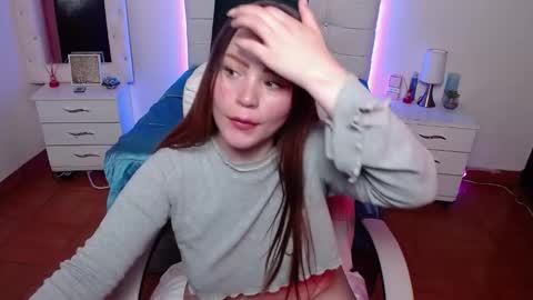 Snapshot of _crystal12 chatting on September 25, 4:17 pm Cristal online show from September 25, 4:17 pm