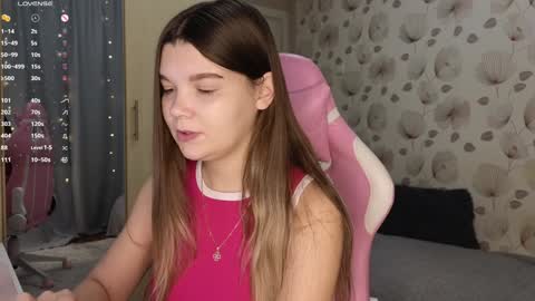 _cute_ice online show from December 6, 5:09 am