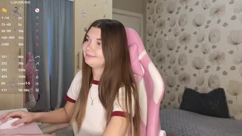 Snapshot of _cute_ice chatting on October 4, 7:03 am _cute_ice online show from October 4, 7:03 am