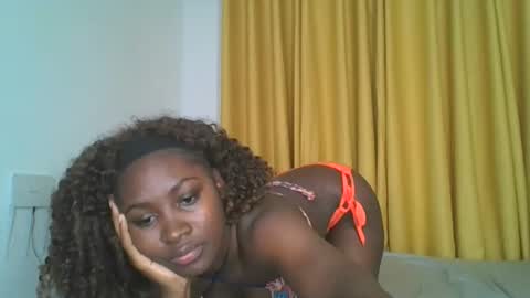 Snapshot of _cutestephanie chatting on September 18, 3:32 pm STEPH online show from September 18, 3:32 pm