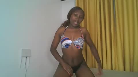 Snapshot of _cutestephanie chatting on October 13, 3:09 am STEPH online show from October 13, 3:09 am