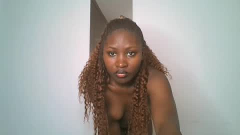 Snapshot of _cutestephanie chatting on October 19, 6:04 am STEPH online show from October 19, 6:04 am